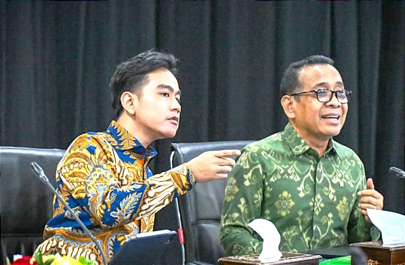 Wakil Presiden (Wapres) Gibran Rakabuming memimpin rapat perdana Desain Besar Olahraga Nasional (DBON) di Gedung Wisma Kementerian Pemuda dan Olahraga.(Dok Biro Pers Wapres) 