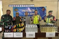 Cipata Kondisi Diawal Tahun 2025, Puluhan Botol Miras dari Berbagai Jenis Berhasil Diamankan Polisi. 