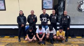 Tim Patroli Raimas Macan Kumbang 852 Polresta Cirebon berhasil mengamankan 4 orang remaja yang diduga hendak tawuran di Kecamatan Beber, Kabupaten Cirebon, Sabtu 4 Januari 2025.