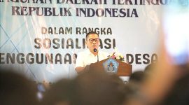 Mendes Yandri menyampaikan regulasi yang diatur dalam Peraturan Menteri Desa dan Pembangunan Daerah Tertinggal Nomor 2 Tahun 2024 tentang Petunjuk Operasional Atas Fokus Penggunaan Dana Desa 2025. 