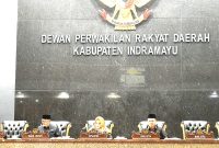 Wabup Syaefudin Menyampaikan Jawaban Bupati Atas Pemandangan Umum Fraksi DPRD Terhadap 3 RAPERDA