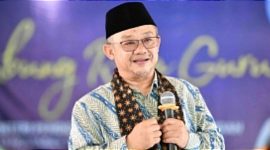 Mendikdasmen Abdul Mu'ti memberikan pernyataan resmi soal polemik pelarangan wisuda di Jawa Barat kala menghadiri pembukaan Konsolidasi Nasional Pendidikan Dasar dan Menengah tahun 2025 yang digelar di PPSDM Kemendikbudristek, Kota Depok, Jawa Barat pada selasa (29/14/2025)