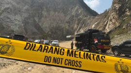 Pemprov Jabar Keluarkan Sanksi Pencabutan Izin Tambang Gunung Kuda Cirebon, Polisi Police Line TKP
