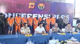 Direktorat Reserse Kriminal Umum Polda Jabar dan menetapkan 44 orang jadi tersangka.