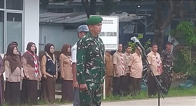 Upacara Pembukaan MPLS di SMAN Cisalak, Danramil 0505/Tj.Siang: Membangun Semangat dan Kedisiplinan Siswa Baru