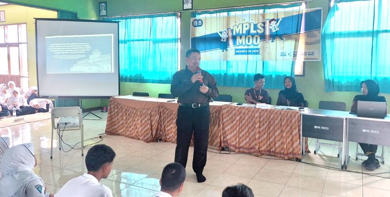 Kepala Sekolah SMAN 1 Tanjungsiang: MPLS Dapat Membangun Karakter Siswa yang Berintegritas 