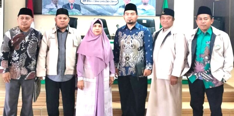 RMI NU dan FPP Kabupaten Subang mengeluarkan maklumat resmi terkait kebijakan Gubernur Jawa Barat Dedi Mulyadi yang dinilai tidak sejalan dengan prinsip keadilan pendidikan dan nilai-nilai akhlakul karimah. 