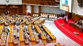 ICW meyakini DPR RI dan DPD RI mendapat sumber penghasilan lain di luar gaji dan tunjangan, dan karenanya hal itu perlu dipertanggungjawabkan.