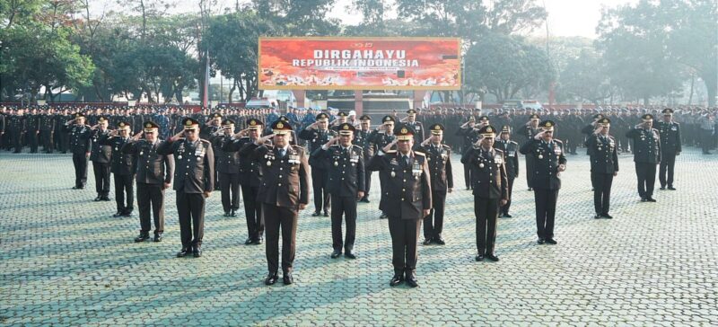 Peringati HUT RI Ke-80, Polda Jabar Gelar Upacara Bendera, 