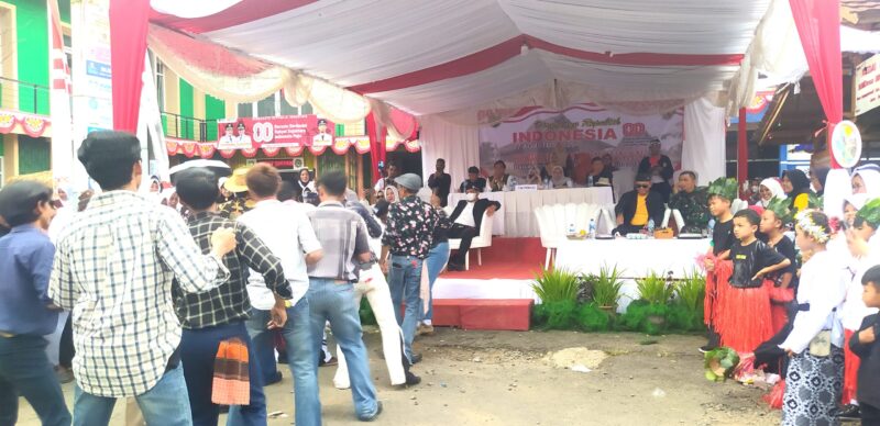 Camat Tanjungsiang, Nono, menyatakan bahwa karnaval HUT RI memiliki makna filosofis sebagai pengingat jasa para pahlawan dan sebagai ajang untuk menampilkan potensi-potensi masyarakat. 