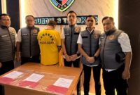 Tersangka WDH diduga menyalahgunakan kewenangannya dalam pengelolaan dana siap pakai (DSP) dari BNPB tahun anggaran 2020. Foto: Humas Polda Jabar