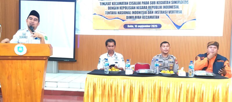 Pemerintah Kecamatan Cisalak menggelar pelatihan mitigasi bencana yang diikuti oleh Linmas (Perlindungan Masyarakat) se-Kecamatan Cisalak. Rabu (10/9/2025).