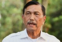 Luhut Mendukung Gaya Koboi Menkeu Purbaya dalam Mengawasi Program MBG.