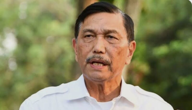 Luhut Mendukung Gaya Koboi Menkeu Purbaya dalam Mengawasi Program MBG.