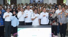 Staf Akhli Kementerian Koordinator Bidang Politik dan Keamanan (Kemenkopolkam) Republik Indonesia (RI) dalam Sosialisasi Program MBG Tingkat Kabupaten Bandung 2025.