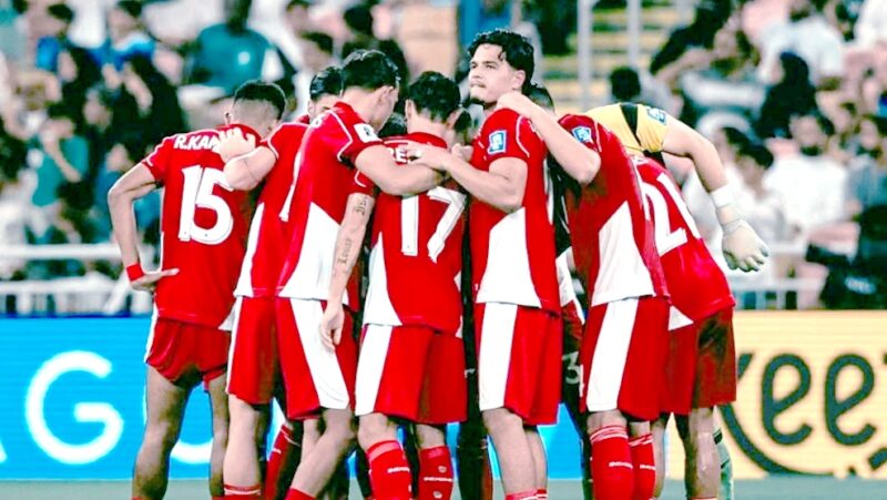 Warganet ramai-ramai menyoroti hasil negatif yang diraih Timnas Indonesia saat melawan Arab Saudi di laga perdana Grup B putaran keempat Kualifikasi Piala Dunia 2026 Zona Asia.