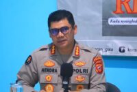 Kabid Humas Polda Jabar Kombes Pol Hendra Rochmawan S.I.K., M.H menegaskan bahwa kepolisian tidak akan berhenti sampai semua pelaku yang memperdagangkan remaja tersebut dibekuk.