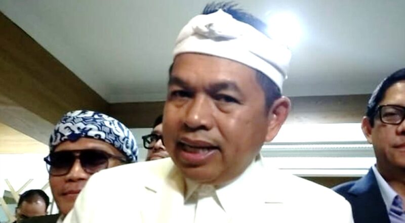 Gubernur Jawa Barat, Dedi Mulyadi, mengungkapkan bahwa kondisi hutan di Jawa Barat sangat memprihatinkan.