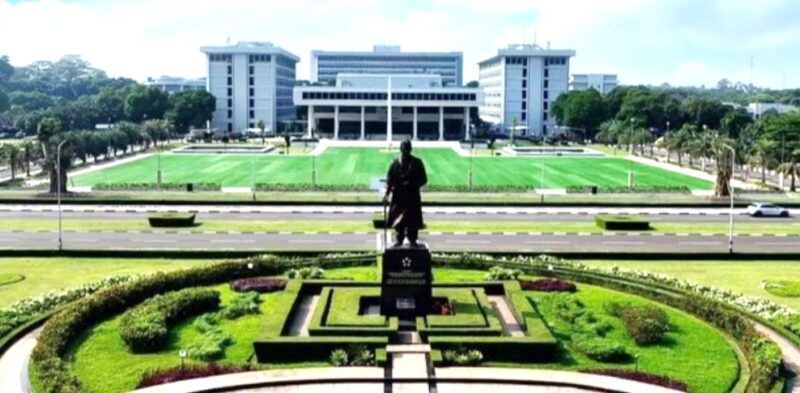 Panglima TNI Jenderal TNI Agus Subiyanto melakukan rotasi dan mutasi terhadap 57 perwira tinggi (pati) TNI. Rotasi dan mutasi dilakukan pada 3 matra TNI.