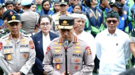 Kapolri Jenderal Polisi Listyo Sigit Prabowo memimpin apel ojek online (ojol) kamtibmas bertajuk 