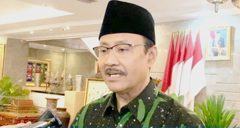 Menteri Sosial Gus Ipul Aktifkan kembali 7.200 penerima bansos yang menyalahgunakan untuk judul.