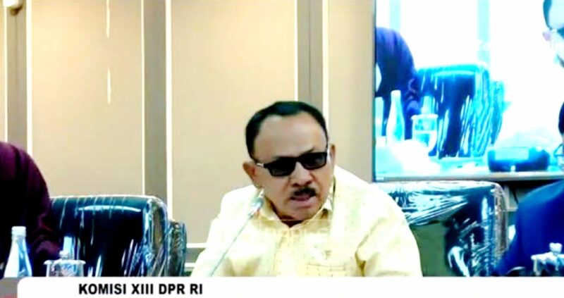 Anggota Komisi XIII DPR RI, Maruli Siahaan, menyatakan bahwa masyarakat tidak memiliki hak untuk menuntut penutupan PT Toba Pulp Lestari (TPL) tanpa bukti hukum yang kuat. 