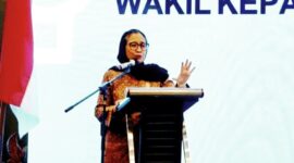 Wakil Kepala Badan Gizi Nasional (BGN), Nanik Sudaryati Deyang, menegaskan bahwa program Makan Bergizi Gratis (MBG) harus sepenuhnya mengandalkan produk makanan olahan dari usaha mikro, kecil, dan koperasi lokal.