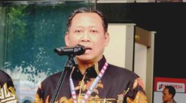 Wakil Ketua KPK Fitroh Rohcahyanto menegaskan bahwa operasi tangkap tangan (OTT) di Banten dan Hulu Sungai Utara (HSU), Kalimantan Selatan, berjalan tanpa adanya intervensi dari Kejaksaan Agung.