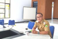 Camat Tanjungsiang, Rano Saeful Sudirman, S.STP., proses pemberhentian resmi kepala desa masih menunggu Surat Keputusan (SK) dari Bupati.