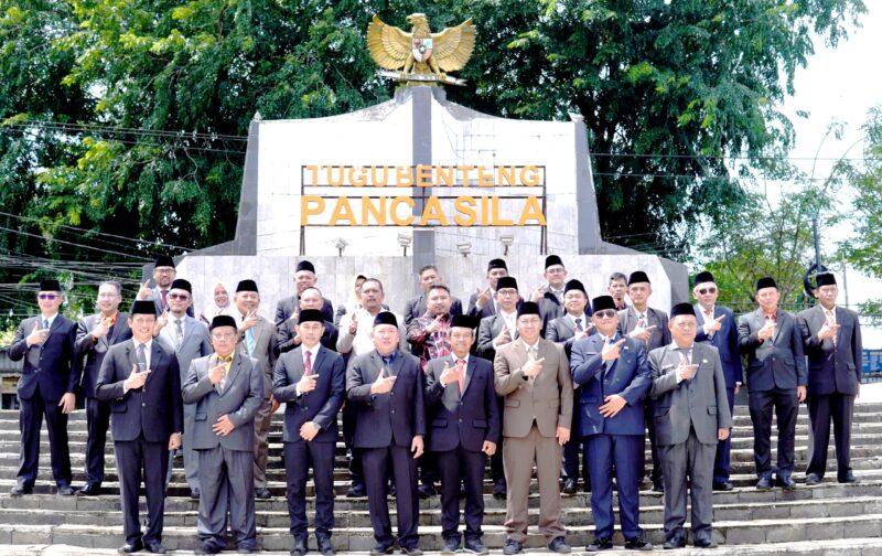 Bupati Subang, Reynaldy Putra Andita Budi Raemi, resmi melantik delapan Pejabat Tinggi Pratama.