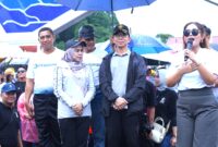 Sekretaris Daerah Kabupaten Subang, H. Asep Nuroni, membuka Fun Walk Bangunarta Sehat di Alun-alun Kabupaten Subang