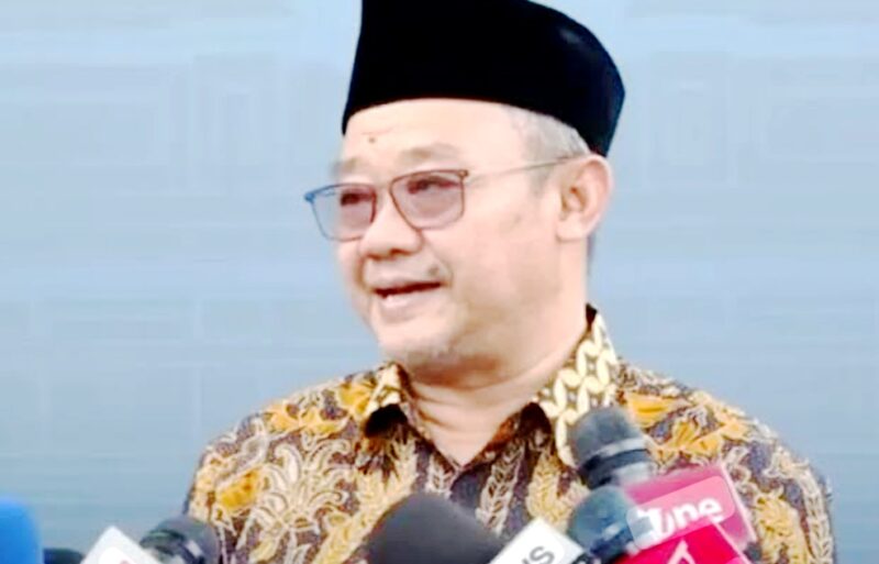 Mendikdasmen Abdul Mu'ti, mengumumkan bahwa pemerintah akan memberikan insentif kepada guru honorer sebesar Rp 400.000 per bulan. Insentif ini akan ditransfer langsung ke rekening guru honorer yang memenuhi persyaratan.
Foto. Dok.Hallo.Id