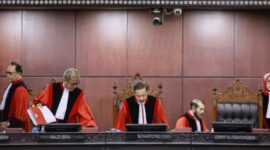 Pemohon uji materi meminta Mahkamah Konstitusi membatalkan aturan yang menempatkan anggaran program MBG sebagai bagian dari pendanaan pendidikan.