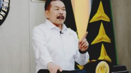 Burhanuddin meminta jaksa tak sesumbar mengenai aset hasil sitaan yang telah dikuasai Korps Adhyaksa kepada institusi lain.