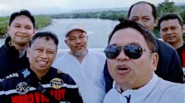 Gubernur Jawa Barat, Dedi Mulyadi mengajak Wali Kota Depok, Supian Suri riding ke sejumlah wilayah di Jawa Barat.