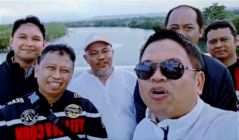 Gubernur Jawa Barat, Dedi Mulyadi mengajak Wali Kota Depok, Supian Suri riding ke sejumlah wilayah di Jawa Barat.