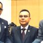Ahmad Sahroni kembali menempati posisinya sebagai Wakil Ketua Komisi III DPR setelah sebelumnya dirotasi ke Komisi I DPR pada Agustus lalu.