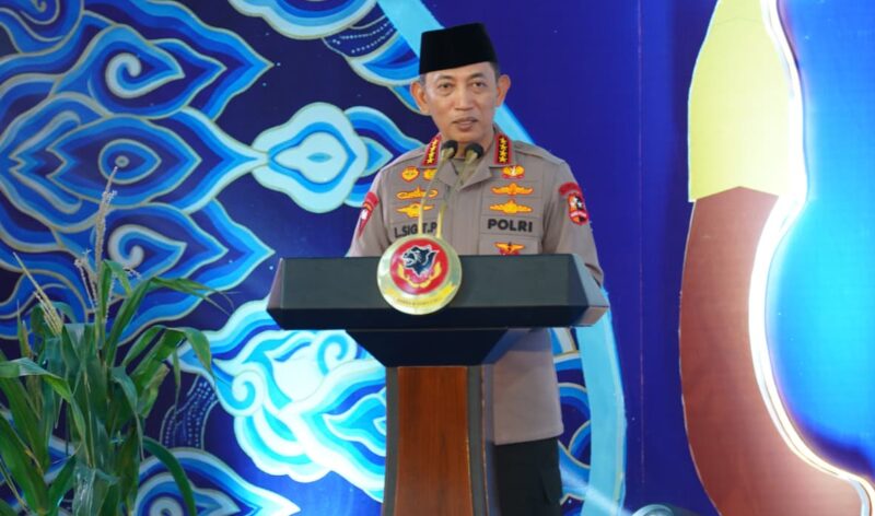 Kapolri Jenderal Polisi Drs. Listyo Sigit Prabowo mengapresiasi capaian program Rumah Tidak Layak Huni (Rutilahu) yang dijalankan Polda Jawa Barat.