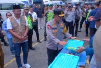 Kapolda Jawa Barat, Irjen. Pol. Dr. Rudi Setiawan, melakukan pengecekan langsung terhadap Pos Pengamanan dan Pelayanan di Rest Area Km 166 A Tol Cipali.