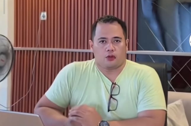 Hendrik Irawan, pria yang viral setelah berjoget. 