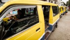 Anggota Komisi V DPRD Jawa Barat dari Fraksi PKB, Maulana Yusuf Erwinsyah, mengkritisi kebijakan diliburkannya angkot, becak, dan andong selama sepekan pada musim Lebaran 2026.