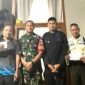 Forum Kana Garden Residence menyalurkan bantuan THR kepada petugas keamanan, kebersihan, serta sopir truk sampah.