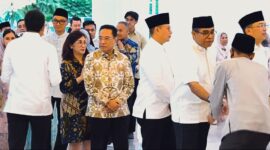Sejumlah menteri Kabinet Merah Putih dan pejabat negara turut meramaikan acara gelar griya atau open house Idulfitri 1447 Hijriah di Istana Kepresidenan Jakarta.