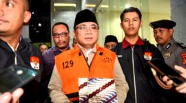 Eks Menteri Agama (Menag) Yaqut Cholil Qoumas saat ini tengah menjalani pemeriksaan kesehatan. 