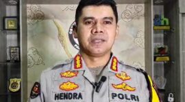 Kabid Humas Polda Jabar Kombes Pol. Hendra Rochmawan menyampaikan bahwa video yang kembali beredar tersebut merupakan kejadian yang terjadi pada tanggal 20 Mei 2025.