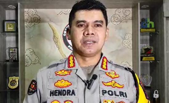 Kabid Humas Polda Jabar Kombes Pol. Hendra Rochmawan menyampaikan bahwa video yang kembali beredar tersebut merupakan kejadian yang terjadi pada tanggal 20 Mei 2025.