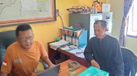 Kasi Pemberdayaan Masyarakat dan Pemerintahan Desa (PPMD) Kecamatan Cisalak, Iwan Surahman, SH, MM, melakukan kunjungan langsung ke Desa Cigadog.