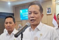 Menkop Ferry Juliantono menyampaikan Koperasi Desa/Kelurahan Merah Putih akan menawarkan pinjaman dengan bunga rendah sebesar 6% per tahun.