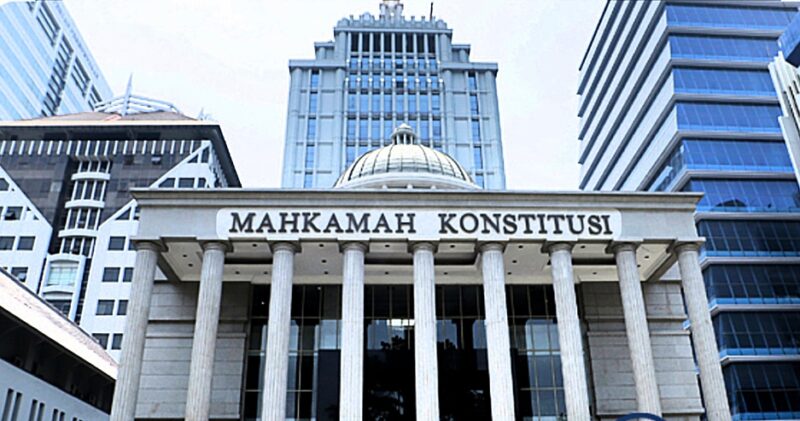 MK menegaskan bahwa hanya BPK RI yang berwenang sebagai lembaga independen negara untuk mengaudit dan menetapkan kerugian negara.