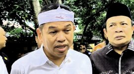 Gubernur Jawa Barat Dedi Mulyadi mengusulkan pembangunan underpass di kawasan Jalan Pasteur, tepatnya di sekitar Gerbang Tol Pasteur, sebagai upaya mengurai kemacetan. 